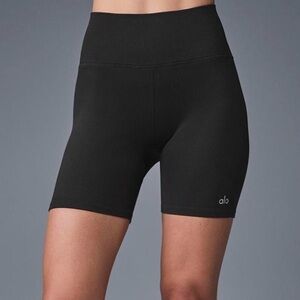 ALO Yoga Seamless Ribbed Favorited Shorts